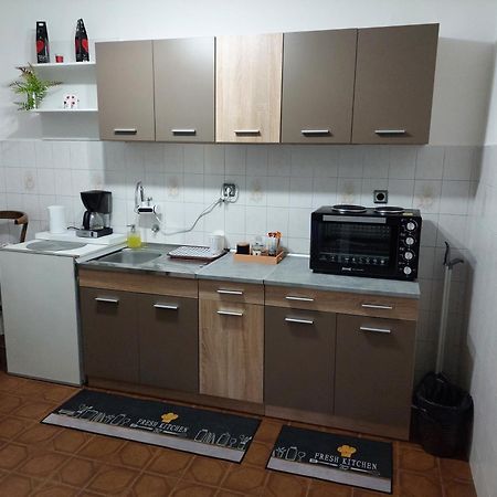 Sami Apartman Ni Exterior foto
