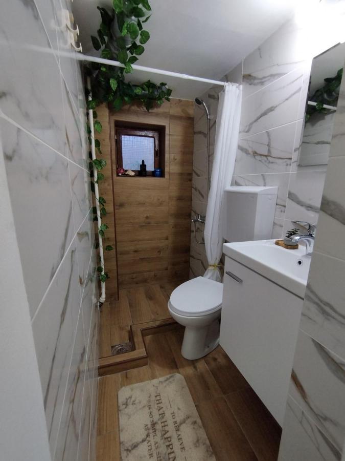 Sami Apartman Ni Exterior foto