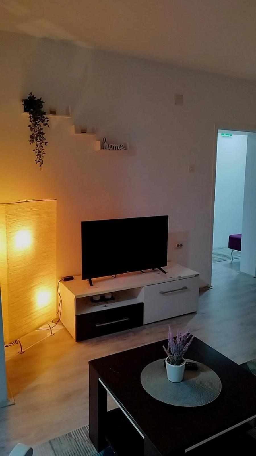 Sami Apartman Ni Exterior foto